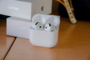 AIRPODS™ SERIE 4